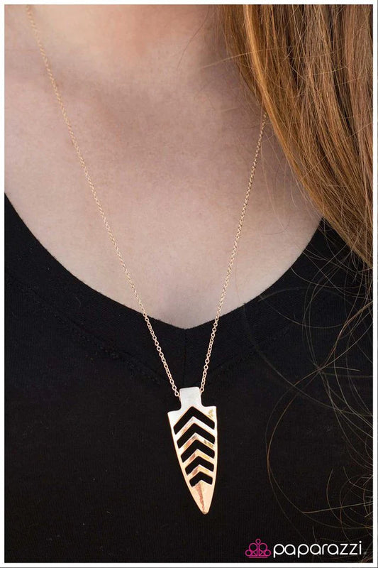 Collar de paparazzi: una cuestión de artefacto - Oro