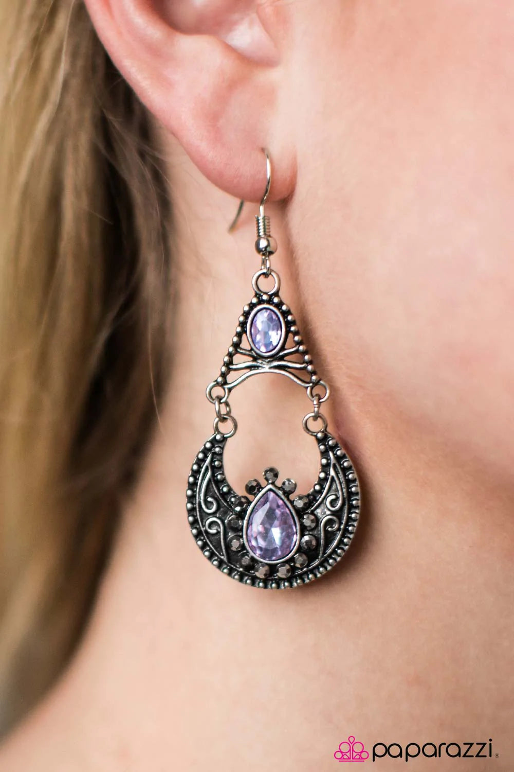 Paparazzi Earring ~ A Night In The Clouds - Purple