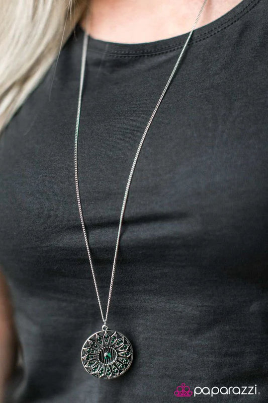 Collar Paparazzi ~ Good As MARIGOLD - Verde