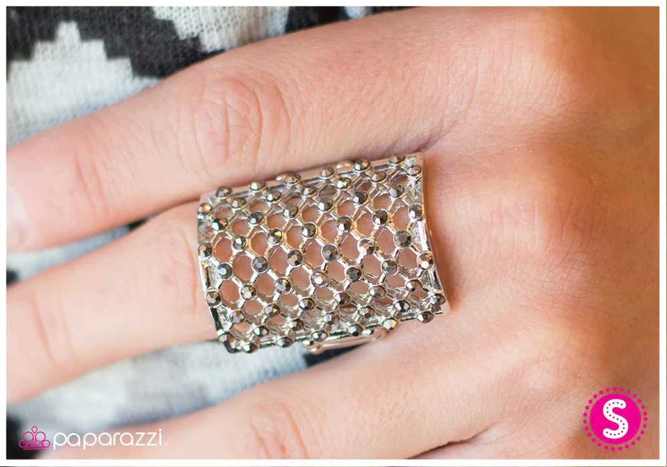 Paparazzi Ring ~ Grate Expectations - Silver