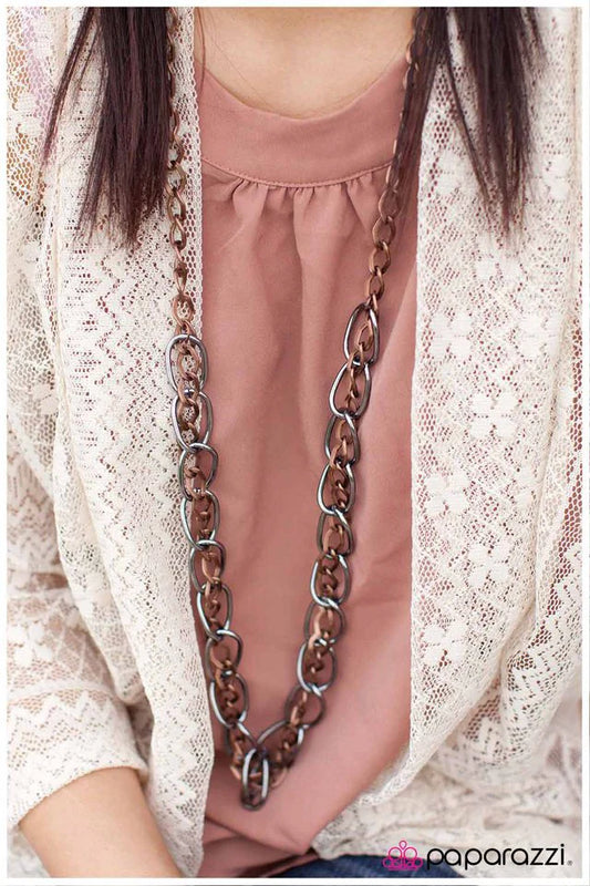 Collar Paparazzi ~ Cadena de mando - Cobre