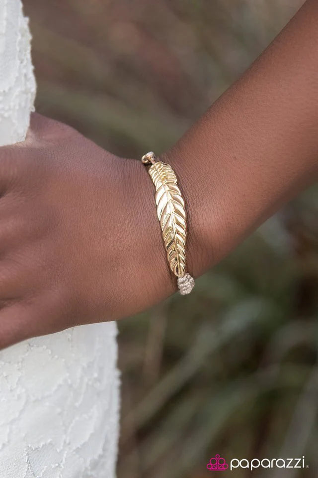 Paparazzi Bracelet ~ Under the FEATHER - Gold