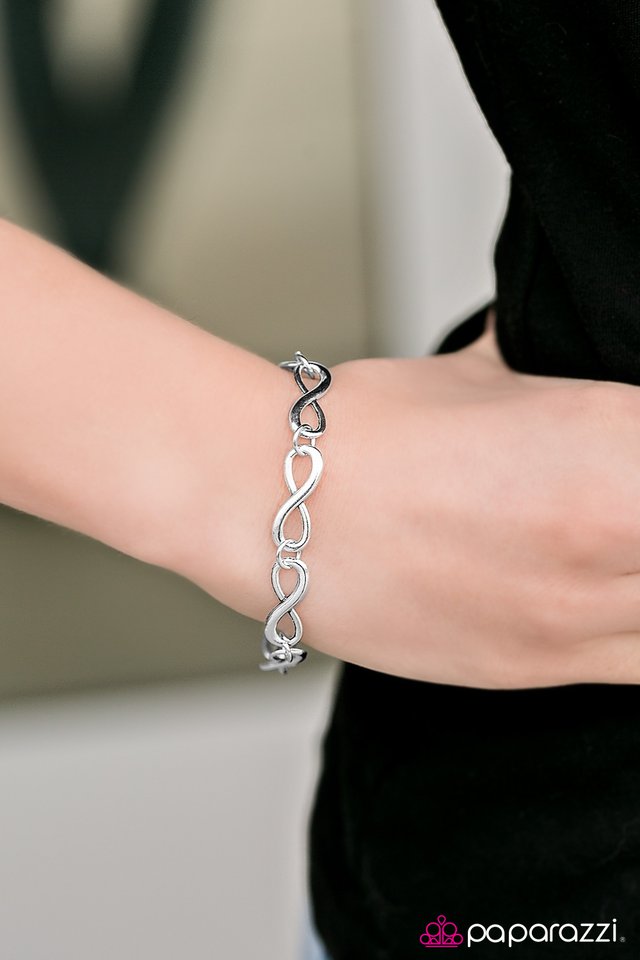 Paparazzi Bracelet ~ Give Me Time - Silver