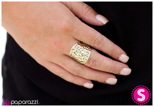 Paparazzi Ring ~ Hammer it Out - Brass