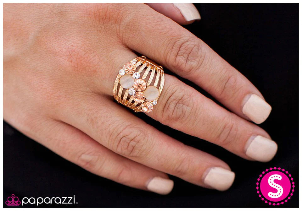 Paparazzi Ring ~ Follow My Lead - Gold