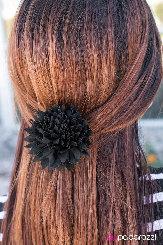 Paparazzi Hair Accessories ~ Skipped A Beat - Black