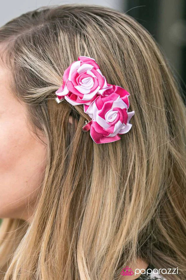 Accesorios para el cabello de Paparazzi ~ ¡Échale un vistazo! - Rosa