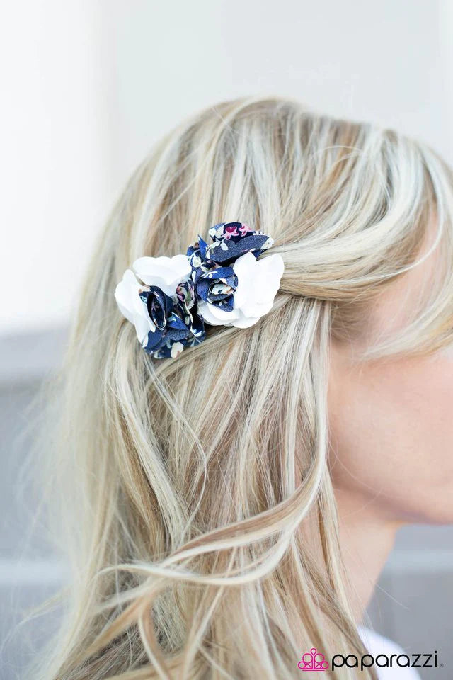 Accesorios para el cabello de Paparazzi ~ Dear John - Azul