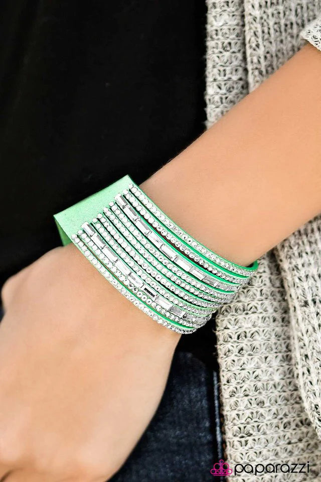 Pulsera Paparazzi ~ Elige tu precio - Verde