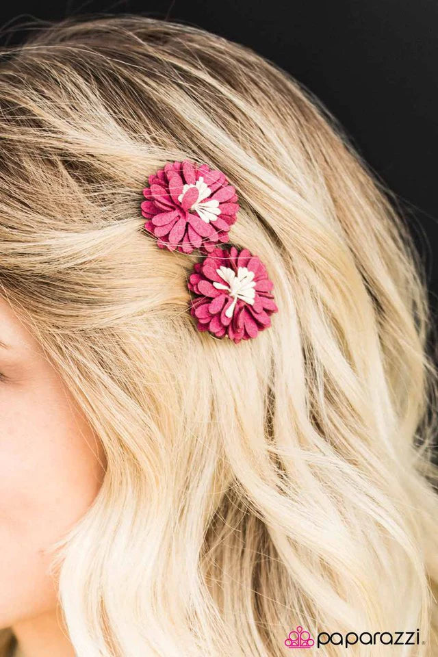 Paparazzi Hair Accessories ~ DAISY For You - Pink