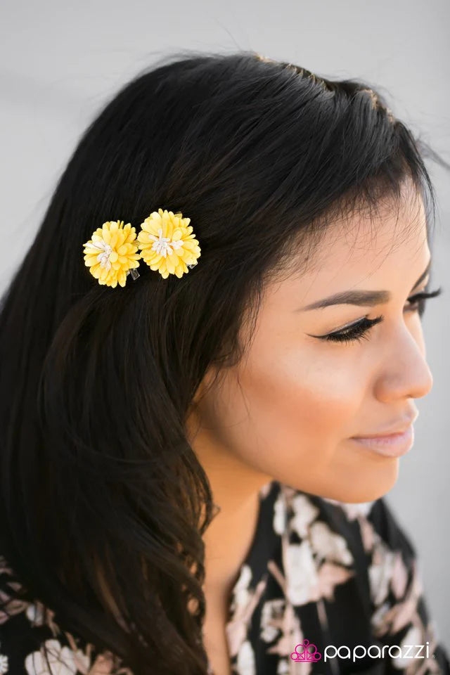 Paparazzi Hair Accessories ~ DAISY For You - Yellow