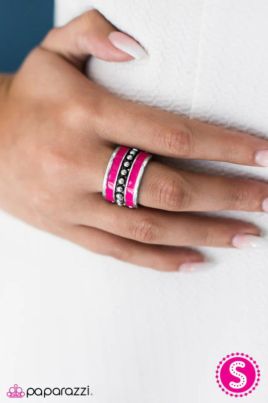 Paparazzi Ring ~ Castaway Cay - Pink