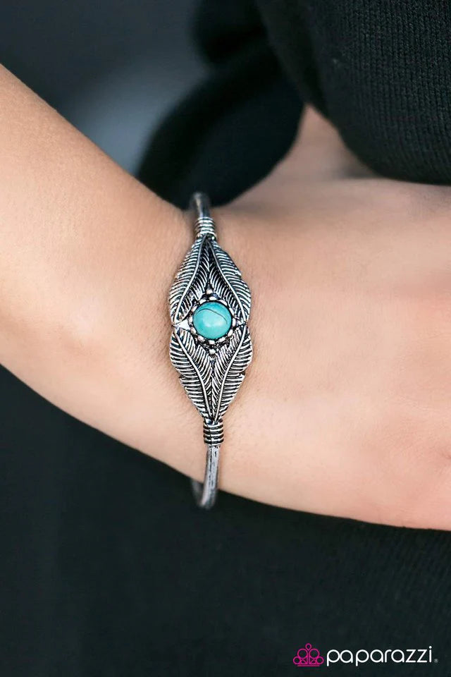 Pulsera Paparazzi ~ El FLOCK está funcionando - Azul