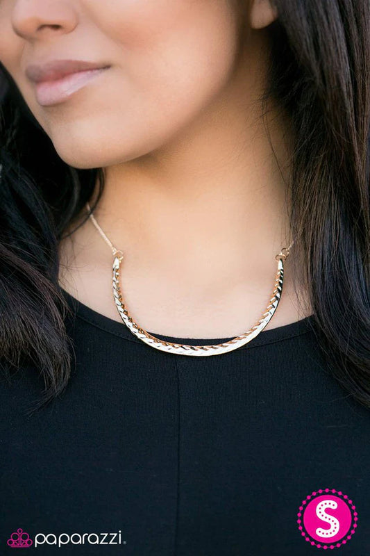 Collar Paparazzi ~ Cabeza de toro - Oro