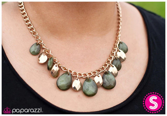 Paparazzi Necklace ~ You Are In Luck - Green