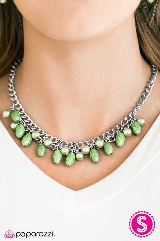 Collar Paparazzi ~ Cant BEAD Tamed - Verde