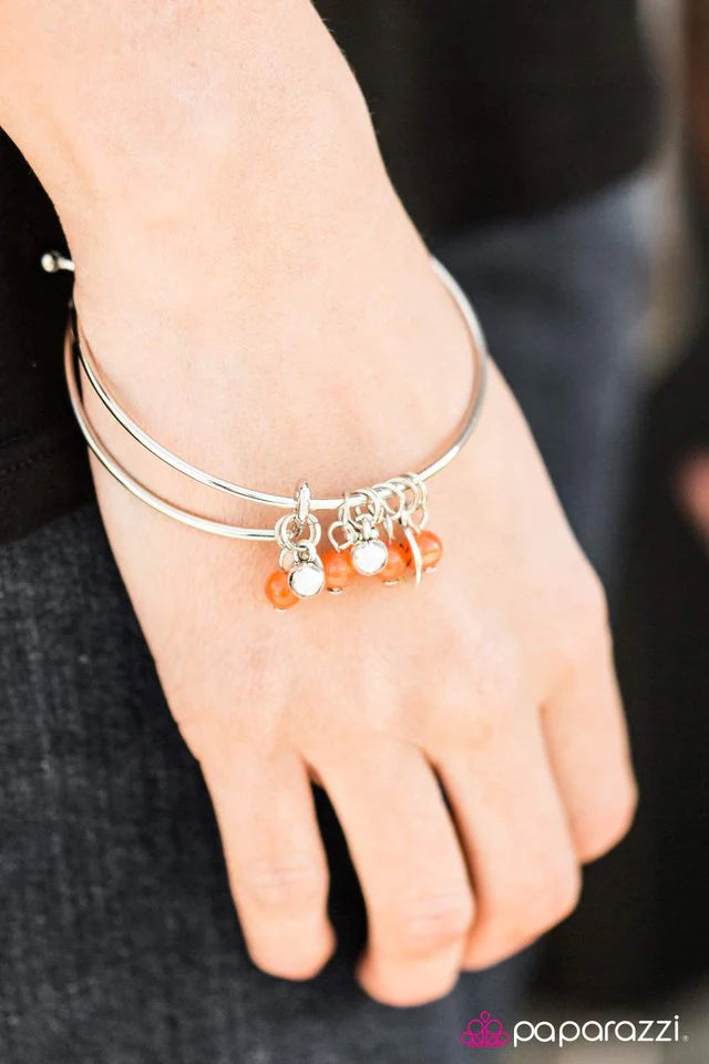 Pulsera Paparazzi ~ Fiesta CORAZÓN - Naranja