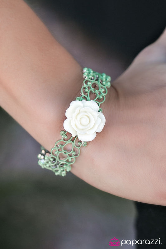 Paparazzi Bracelet ~ Wonderland Tea Party - Green