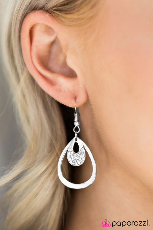 Paparazzi Earring ~ Light Storm - White