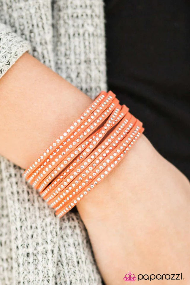 Pulsera Paparazzi ~ Rebel Romance - Naranja