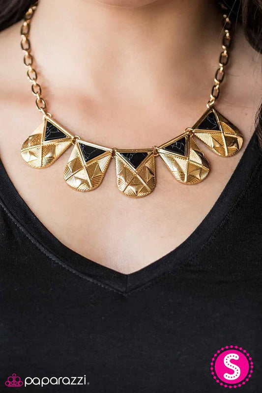 Paparazzi Necklace ~ So AMAZON-ing! - Gold