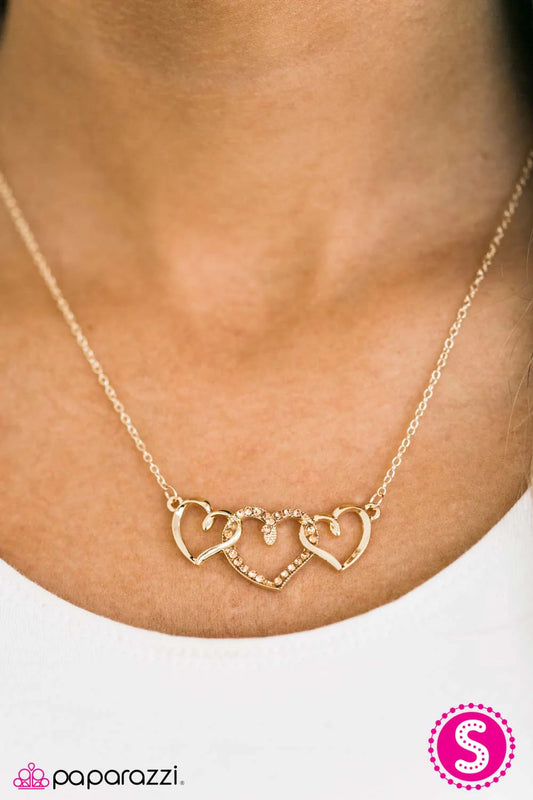 Paparazzi Necklace ~ Cupids Kiss - Gold