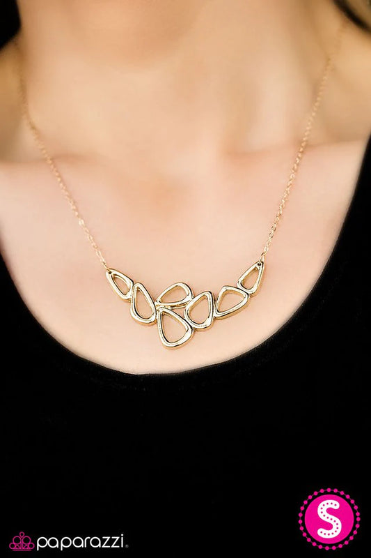 Paparazzi Necklace ~ Vertigo - Gold