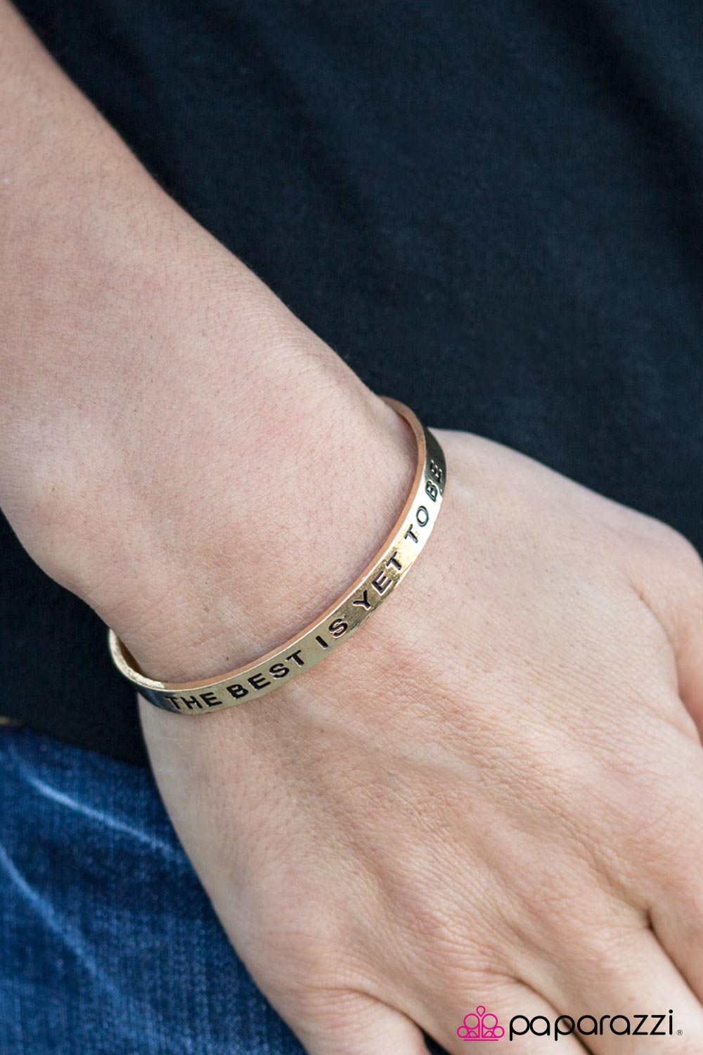 Paparazzi Bracelet ~ The Best Is Yet To Be - Gold