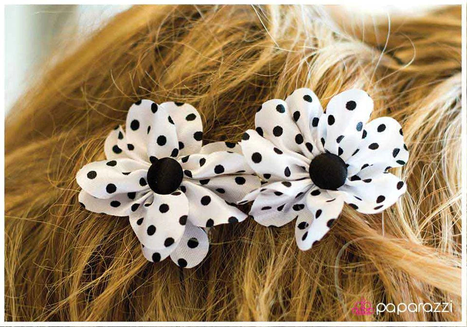 Paparazzi Hair Accessories ~ The Perfect Pair - Black