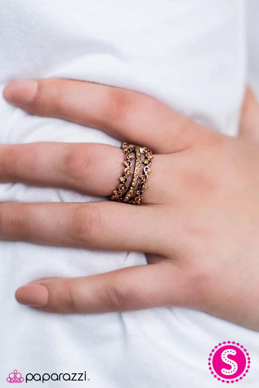 Anillo de paparazzi con luces danzantes, cobre