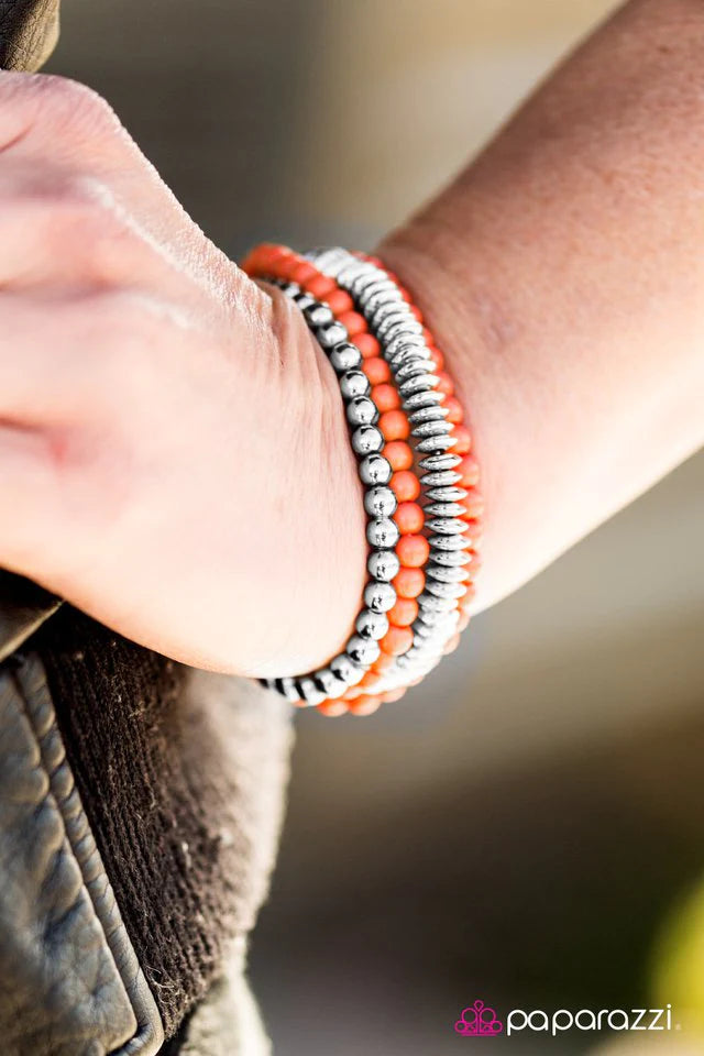 Pulsera Paparazzi ~ Combinación de colores: naranja