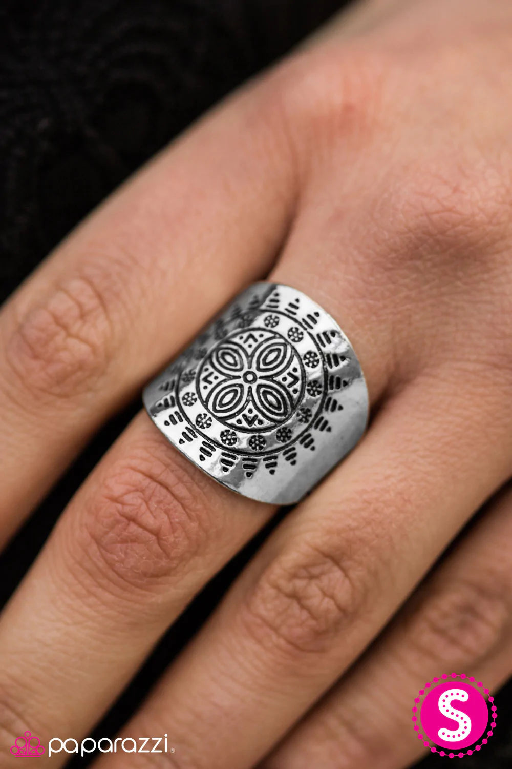 Paparazzi Ring ~ Summer Campout - Silver