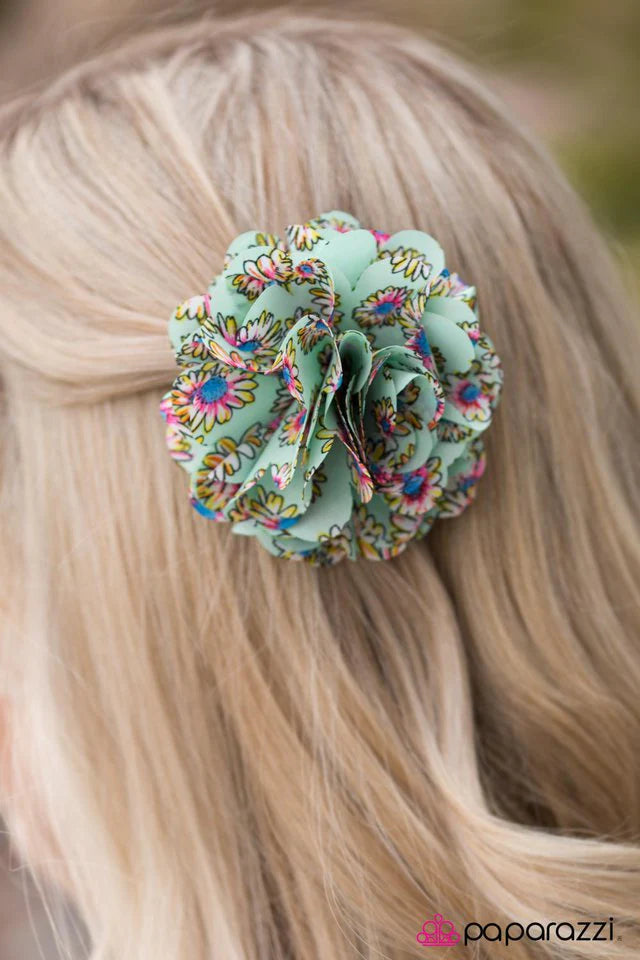 Accesorios para el cabello de Paparazzi ~ LEI It On The Line - Verde