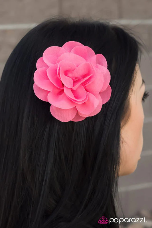 Accesorios para el cabello de Paparazzi ~ Escapada hawaiana - Rosa