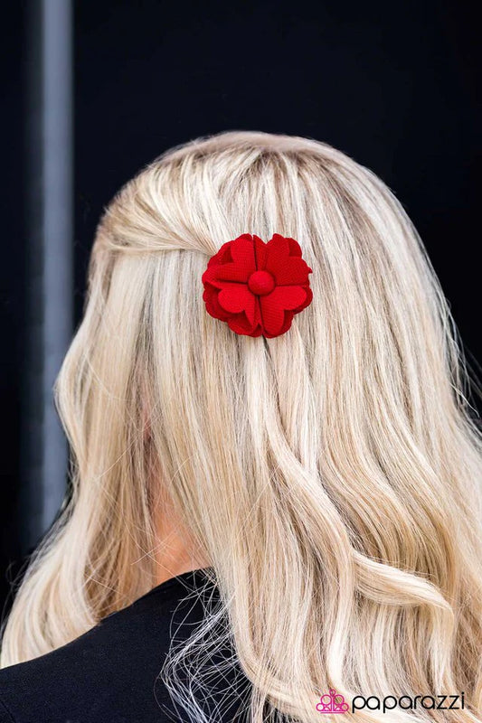 Accesorios para el cabello de Paparazzi ~ Etiqueta, eres tú - Rojo