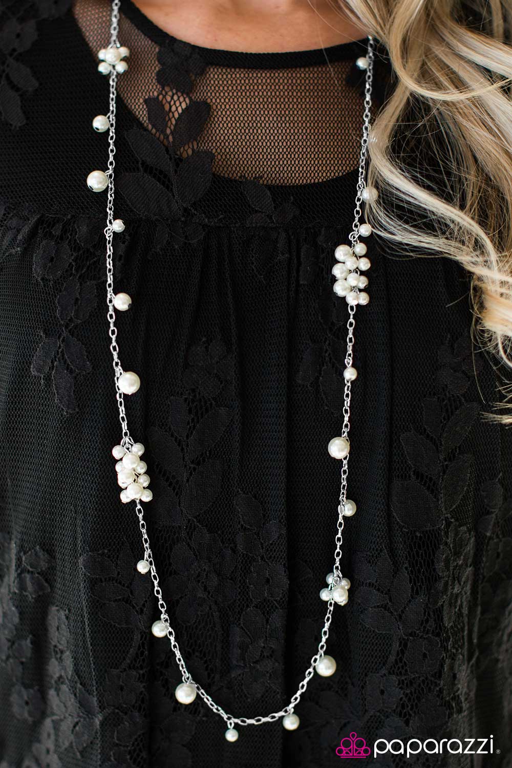 Paparazzi Necklace ~ Beautifully Baroque - White