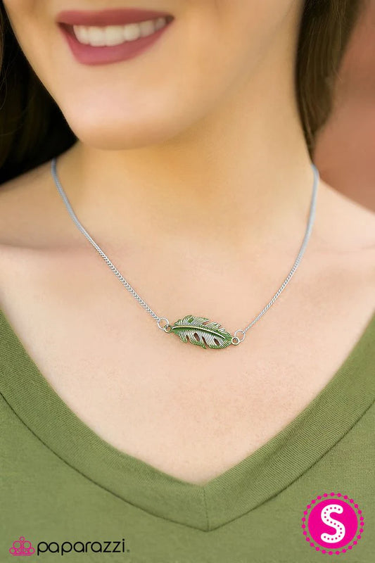 Collar Paparazzi ~ Let It Soar - Verde