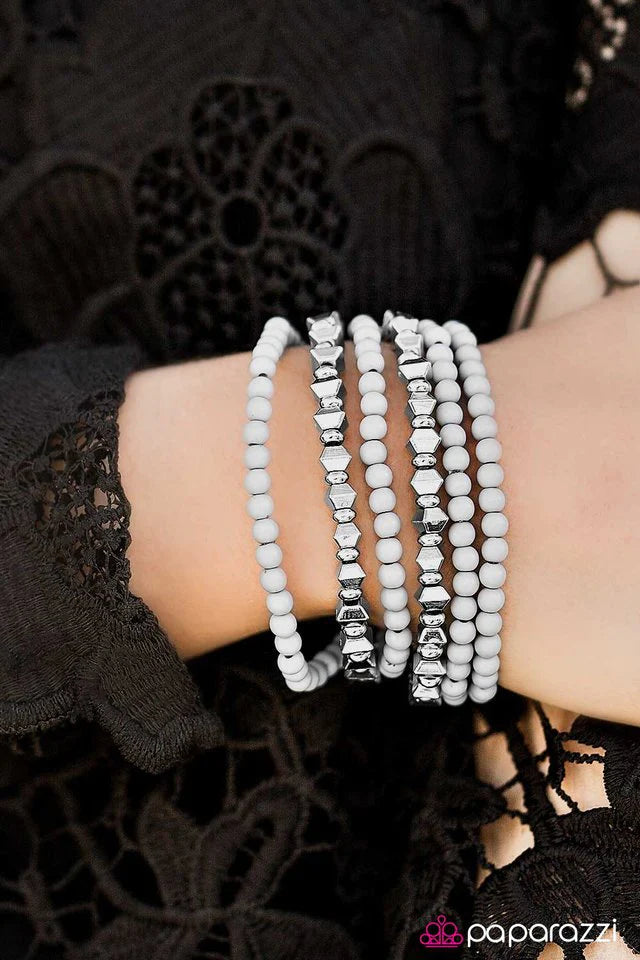 Pulsera Paparazzi ~ Nama-SLAY - Plata