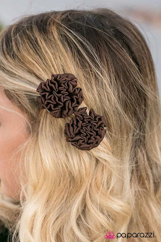 Accesorios para el cabello de Paparazzi ~ Lo mejor de mí - Marrón