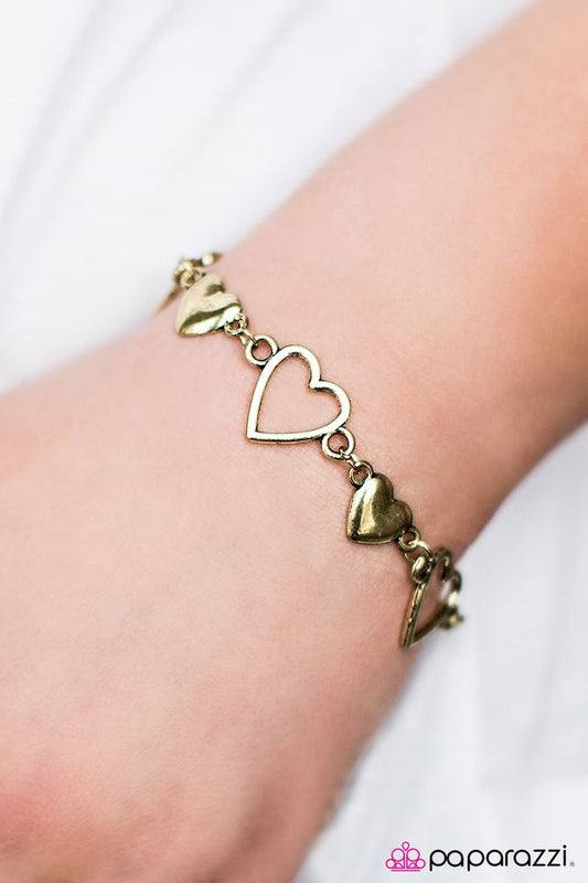 Paparazzi Bracelet ~ HEART To Handle - Brass