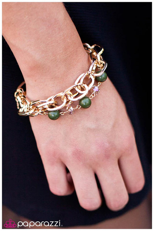 Pulsera Paparazzi ~ Golpe de suerte - Verde