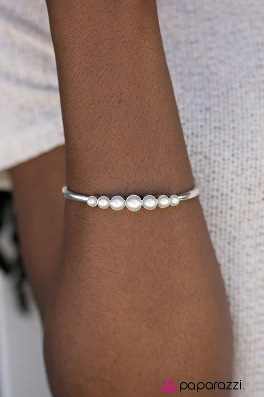 Pulsera Paparazzi ~ Marina Del Rey - Blanco