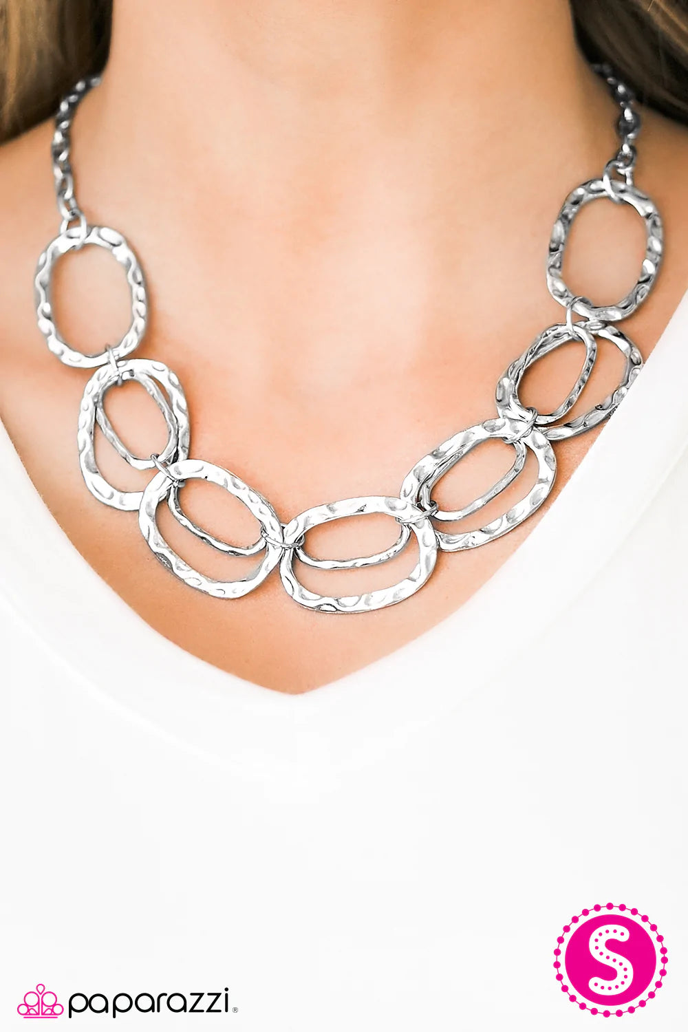 Paparazzi Necklace ~ Cave Of Wonders - Silver