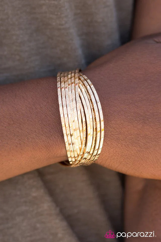 Paparazzi Bracelet ~ Endlessly Egyptian - Gold