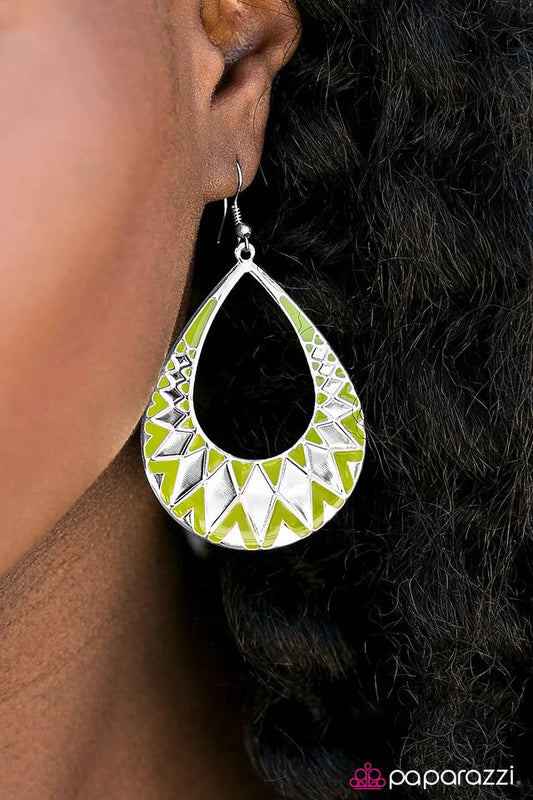 Paparazzi Earring ~ Shattered - Green