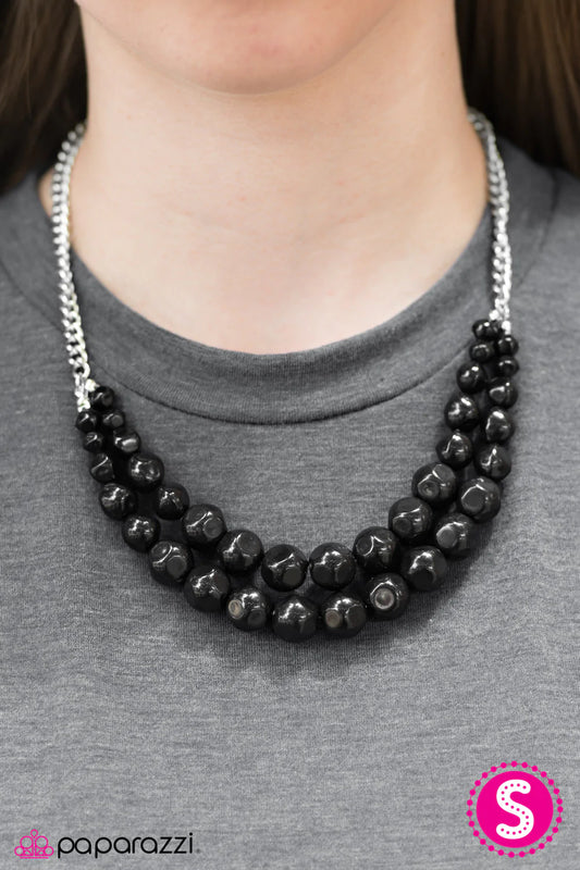 Paparazzi Necklace ~ Parkview Picnic - Black