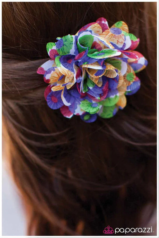 Accesorios para el cabello de Paparazzi ~ In Bloom - Rojo