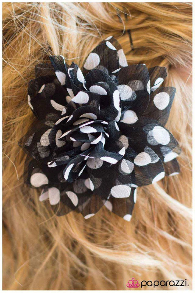 Paparazzi Hair Accessories ~ Try and Spot Me - Black