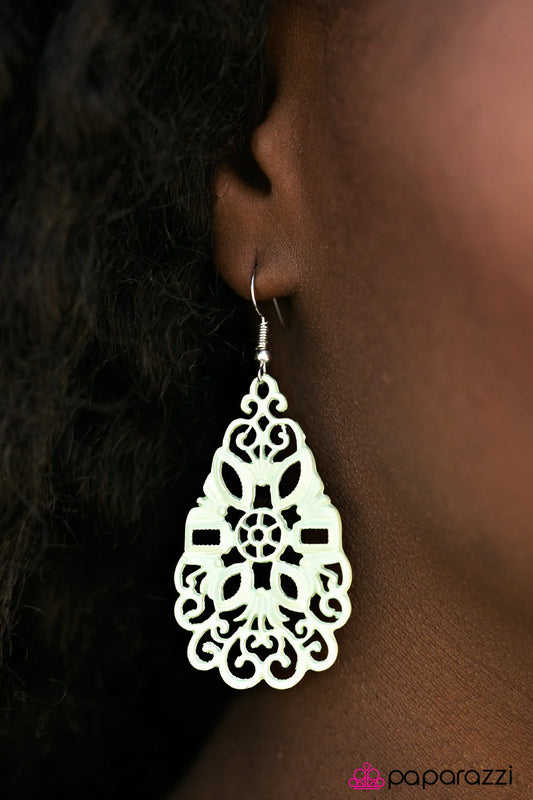 Paparazzi Earring ~ Garden Tea Party - Green