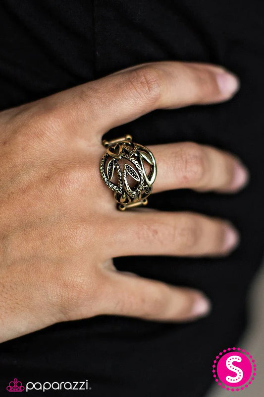 Paparazzi Ring ~ Your Place Or VINE? - Brass